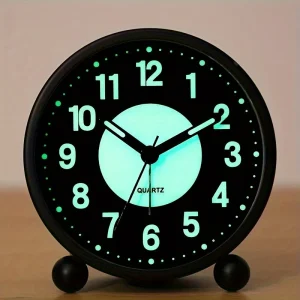 EleganceMetal - Chique Metalen Wekker met Zacht Nachtlampje