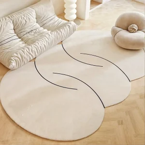 Hayle Rug: Rond wollen tapijt met onregelmatige vorm en minimalistische stijl