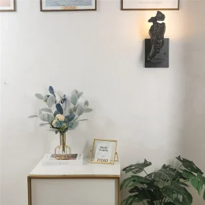 GoldenGaze - Moderne Art Deco Wandlamp met Gouden Gezichtsdesign