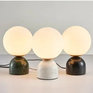 MarbleLume - Moderne Marmeren Tafellamp met Ronde Glazen Kap | Stijlvolle Verlichting