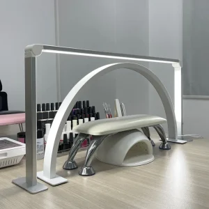 LunaGlow – Halve Maan LED Tafellamp voor Bureau en Nagelstudio Verlichting