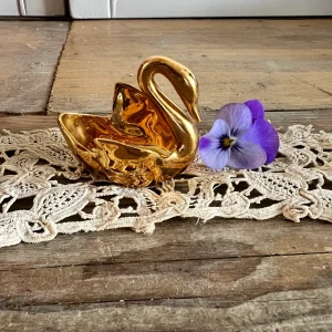 Zoutvaatje goudkleurige zwaan Limoges porselein