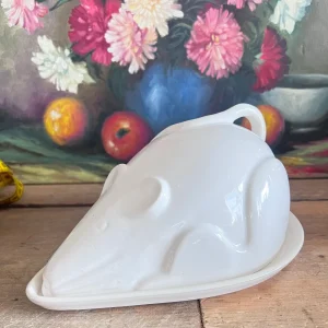 Witte muis kaasstolp