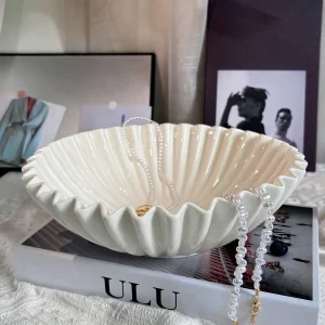 NordicBowl - Witte Vintage Porseleinen Schaal voor Decor & Opslag